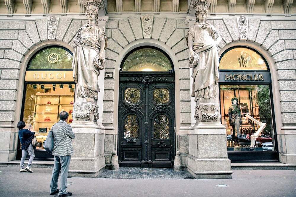 Gucci / Moncler Budapest