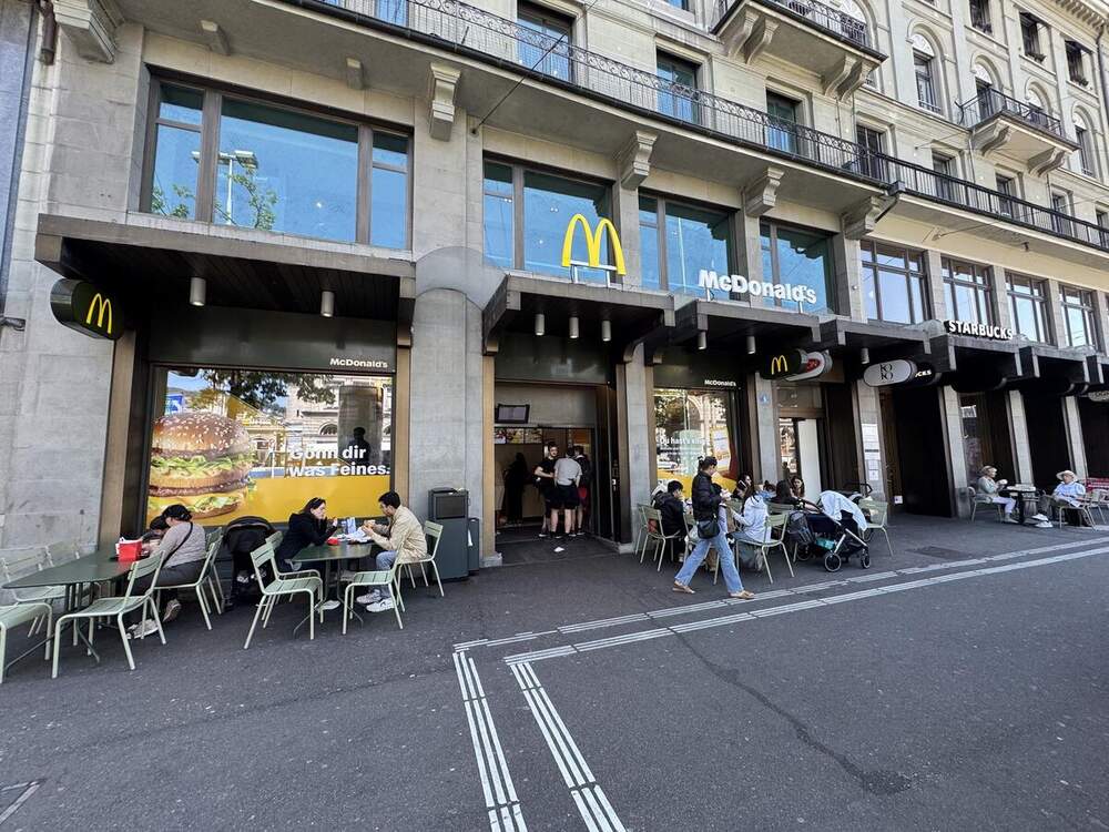 McDonalds Bahnhofplatz, Zurich